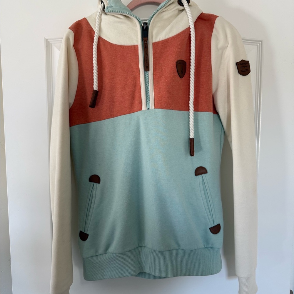 Wanakome Hoodie
